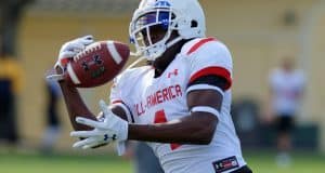 Florida Gators recruiting receiver target James Robinson makes a catch- 1280x853