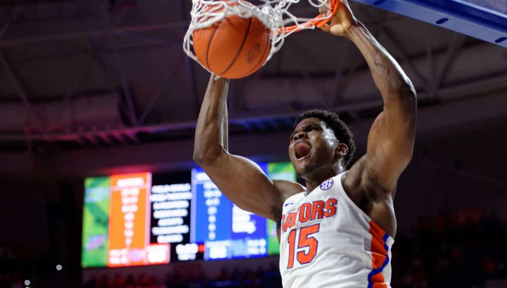 Florida Gators basketball player John Egbunu with the slam dunk against Kentucky- 1280x852