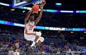 Florida Gators baskeball player Kevarious Hayes dunks against ETSU- 1280x853