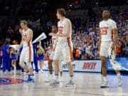 Florida Gators basketball seniors receive one last standing ovation at home-1280x853