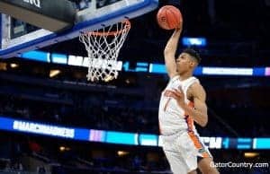 Florida Gators basketball player Devin Robinson dunks against ETSU- 1280x853