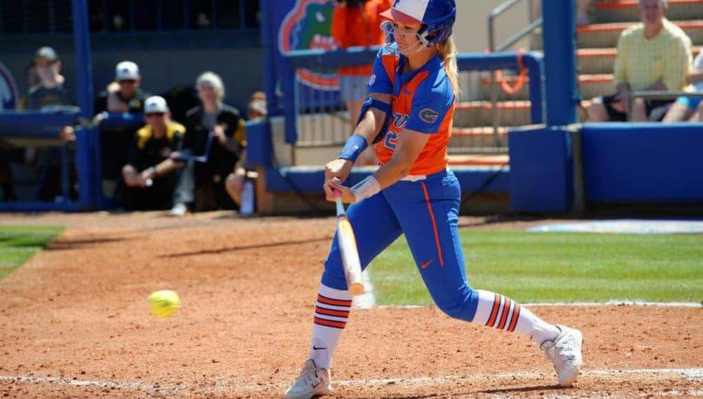 Florida Gators softball infielder Nicole DeWitt hits in 2017- 1280x853