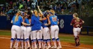 Recapping the Florida Gators softball series against Kentucky Florida Gators softball team huddles after a big win- 1280x852