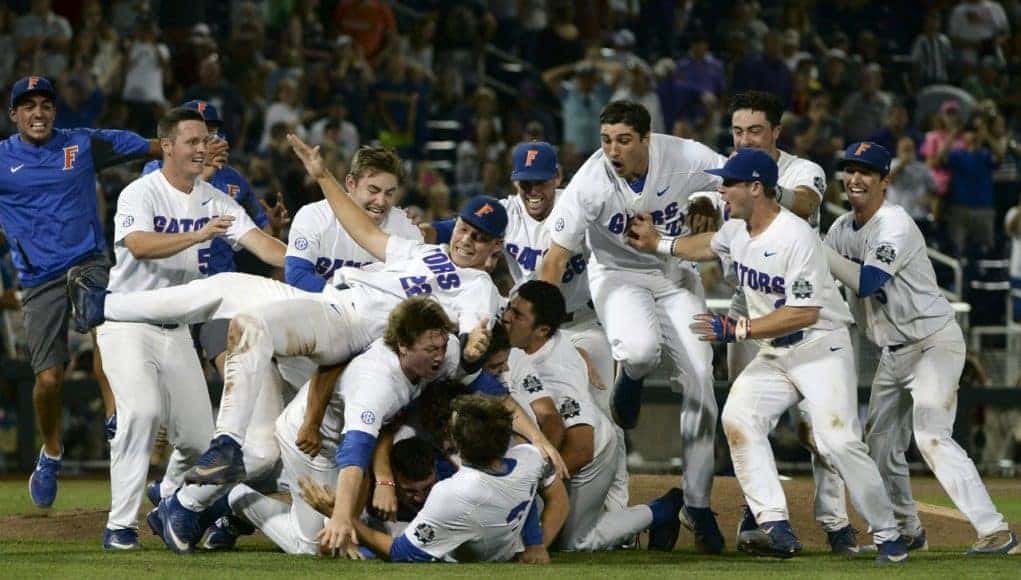 Florida Gators make a dogpile after winning national championship-1280x815