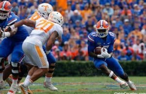 Florida Gators receiver Kadarius Toney catches a pass against Tennessee- 1280x852