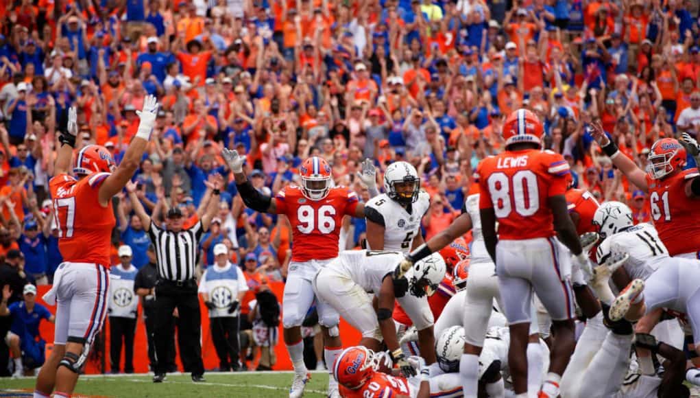 Florida Gators running back Malik Davis scores against Vanderbilt- 1280x854