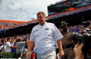 University of Florida head coach Jim McElwain walks out to the field before his Florida Gators take on Tennessee- Florida Gators football- 1280x852