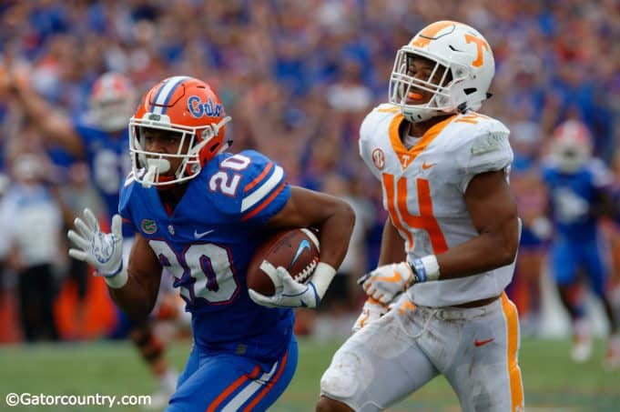 University of Florida running back Malik Davis carries the ball against the Tennessee Volunteers- Florida Gators football- 1280x852