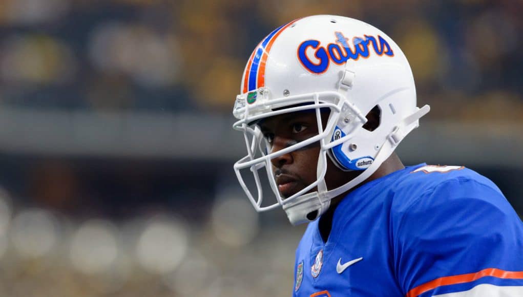 University of Florida quarterback Malik Zaire warms up prior to the Florida Gators season opening game against the Michigan Wolverines- Florida Gators football- 1280x852