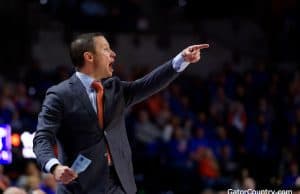 Florida Gators basketball coach Mike White coaches in 2017-18- 1280x853