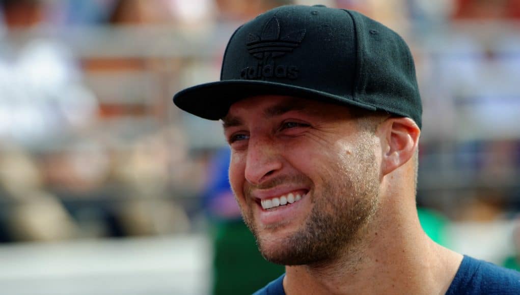 Former University of Florida quarterback Tim Tebow on the sideline for the Florida Gators matchup against the Georgia Bulldogs- Florida Gators football-1280x852