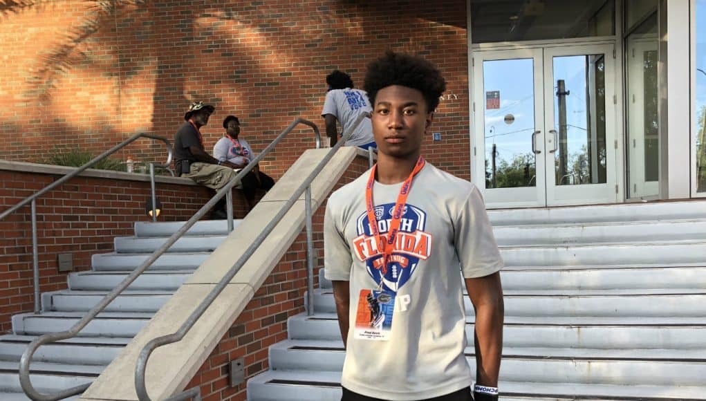 2020 defensive back Fred Davis at the Orange and Blue game 2018- 1280x960