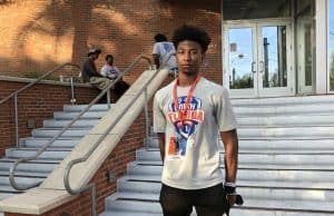 2020 defensive back Fred Davis at the Orange and Blue game 2018- 1280x960