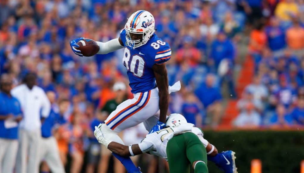 University of Florida tight end C’yontai Lewis runs after a catch in the Florida Gators win over the UAB Blazers- Florida Gators football- 1280x853