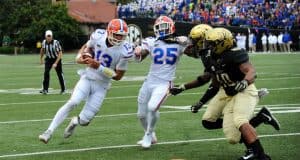 Florida Gators quarterback Feleipe Franks runs against Vanderbilt-1280x921