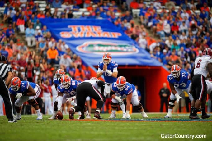 Florida Gators quarterback Feleipe Franks waits for the snap against South Carolina- 1280x853