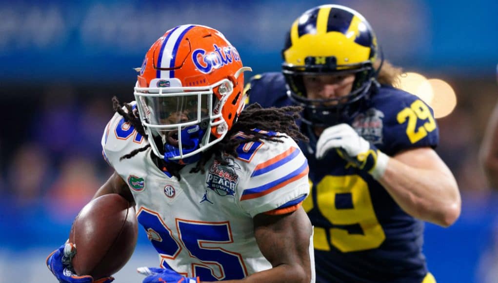 University of Florida running back Jordan Scarlett breaks free for a big run in the 2018 Peach Bowl against the Michigan Wolverines- Florida Gators football- 1280x853