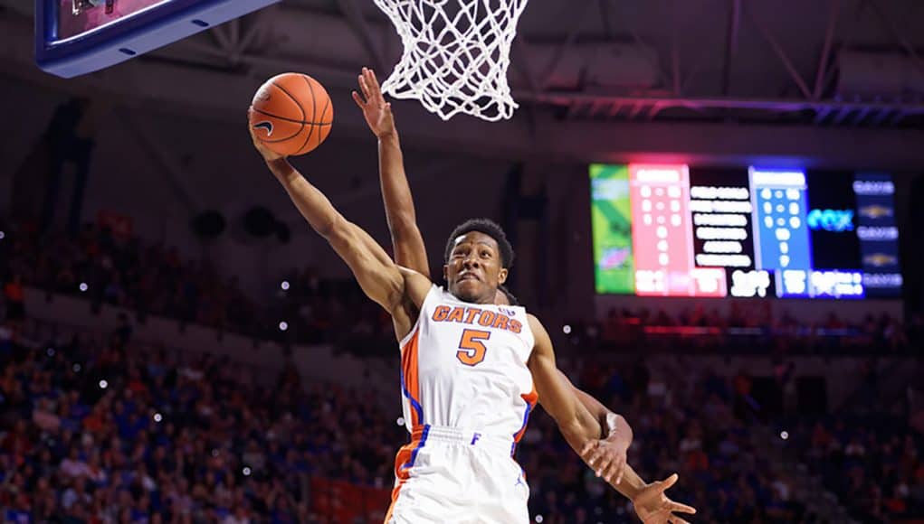 Florida Gators guard KeVaughn Allen goes up for a dunk against Charleston Southern - Florida Gators basketball - 1280x853