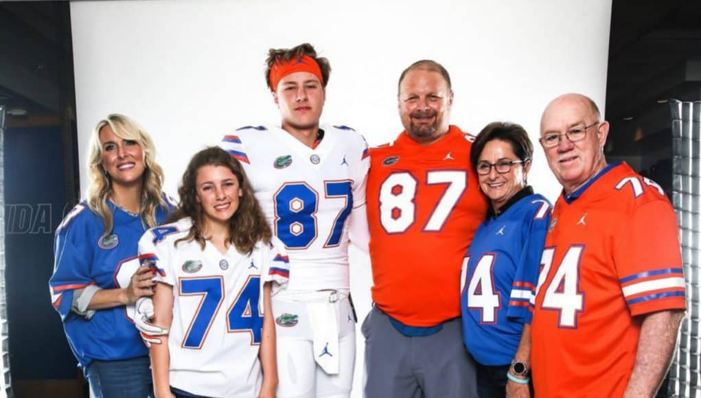 Tight end Jonathan Odom on his official visit to Gainesville- 1280x1337