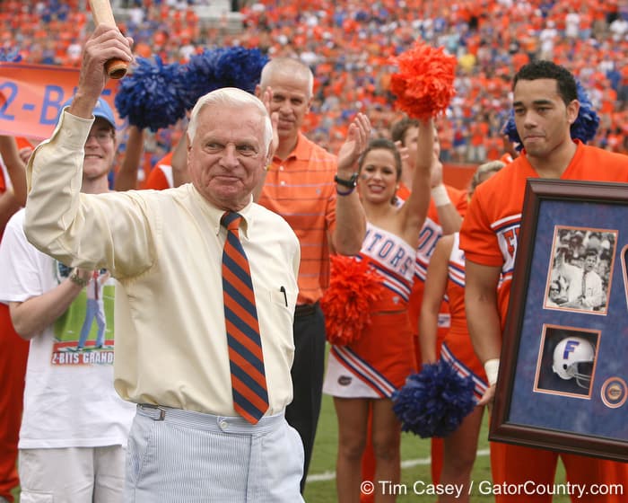 George Edmondson honored before a win over Kentucky in 2008- Florida Gators football- 1280