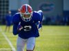 University of Florida safety Brad Stewart warming up before the Florida Gators practice in spring 2019- Florida Gators football- 1280x853