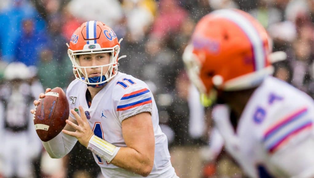 Florida Gators quarterback Kyle Trask throws to Kyle Pitts against South Carolina- 1280x964