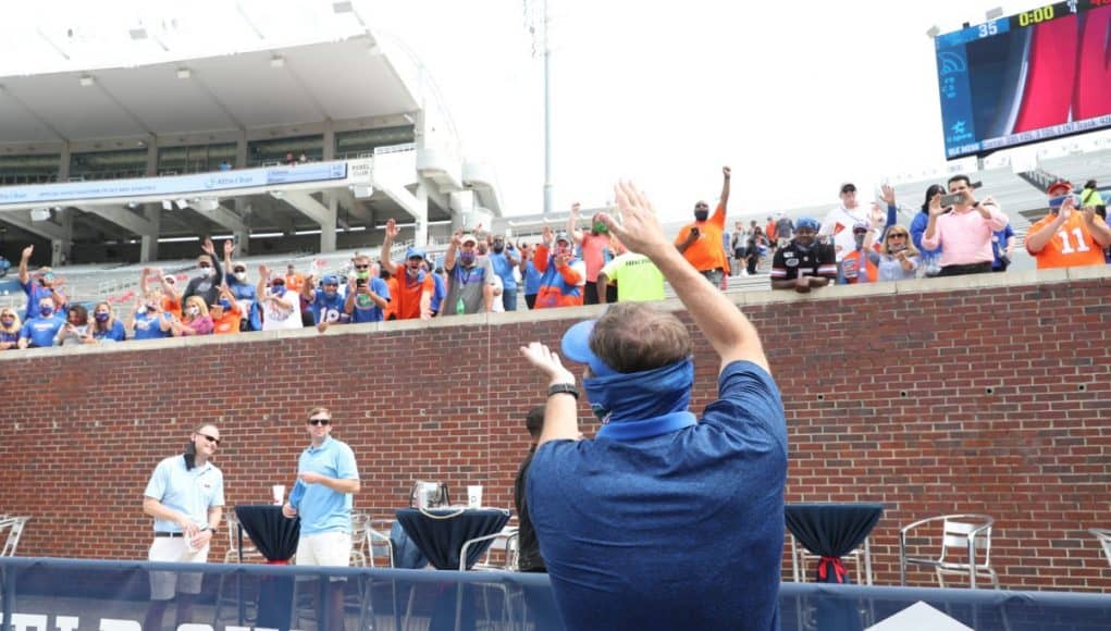 Dan Mullen does the Gator Chomp after the Ole Miss win-1202x800