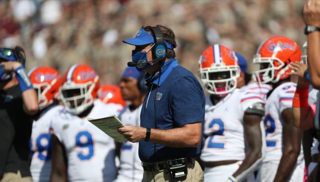 Dan Mullen calls a play against A&M-1105x800