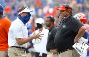 Dan Mullen yelling at defensive coordinator Todd Grantham-1070x850