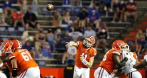 Kyle Trask steps up in the pocket against Arkansas-985x800