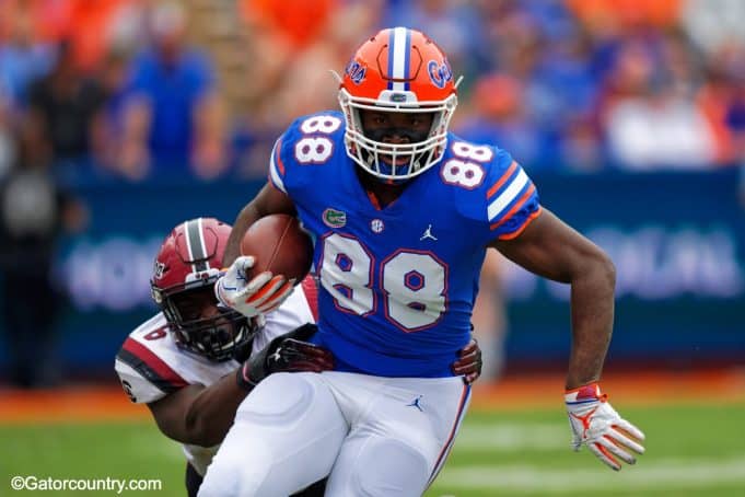 University of Florida tight end Kemore Gamble runs after a catch against South Carolina in 2018 - Florida Gators Football- 1280x853
