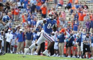 University of Florida tight end Kyle Pitts runs away from Kentucky cornerback Kelvin Joseph for a 56-yard touchdown- Florida Gators football- 1280x920