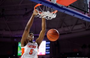 Omar Payne throws down a dunk against Kentucky in 2020 - 1280x854