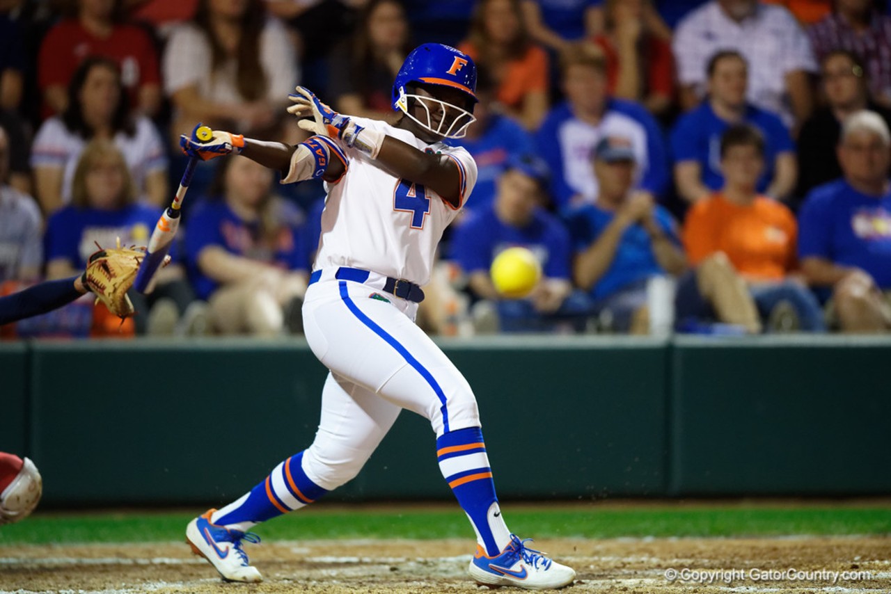 Florida Gators sweep Sunday’s doubleheader with wild win over UCF