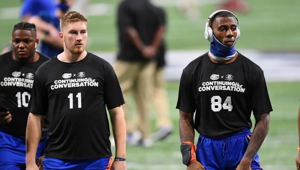 Florida Gators tight end Kyle Pitts and quarterback Kyle Trask warm up before the 2020 SEC Championship Game - 1280x854