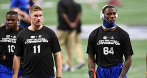 Florida Gators tight end Kyle Pitts and quarterback Kyle Trask warm up before the 2020 SEC Championship Game - 1280x854