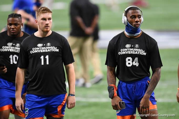 Florida Gators tight end Kyle Pitts and quarterback Kyle Trask warm up before the 2020 SEC Championship Game - 1280x854