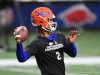 Florida Gators quarterback Anthony Richardson warms up before the 2020 SEC Championship Game - 1280x854