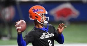 Florida Gators quarterback Anthony Richardson warms up before the 2020 SEC Championship Game - 1280x854