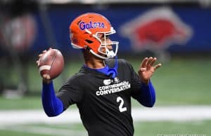 Florida Gators quarterback Anthony Richardson warms up before the 2020 SEC Championship Game - 1280x854