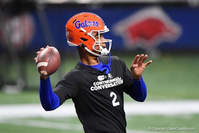 Florida Gators quarterback Anthony Richardson warms up before the 2020 SEC Championship Game - 1280x854