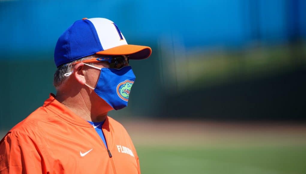 Florida Gators softball coach Tim Walton coaches against Kentucky - 1280x854