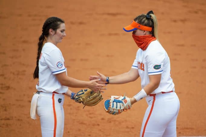 Florida Gators softball RHP Elizabeth Hightower pitches in 2021- 1280x853