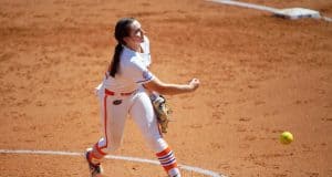 Florida Gators pitcher Elizabeth Hightower pitches in 2021 - 1280x854