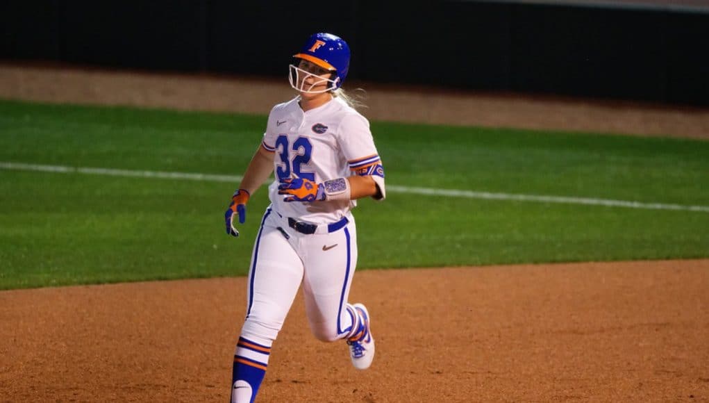 Kendyl Lindaman homers for the Florida Gators in 2020 - 1280x854