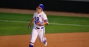 Kendyl Lindaman homers for the Florida Gators in 2020 - 1280x854