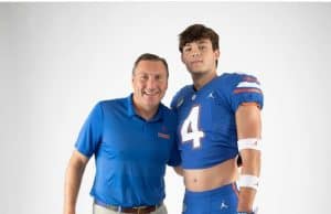 Tight end Oscar Delp with Dan Mullen during his Florida Gators official visit-814x958