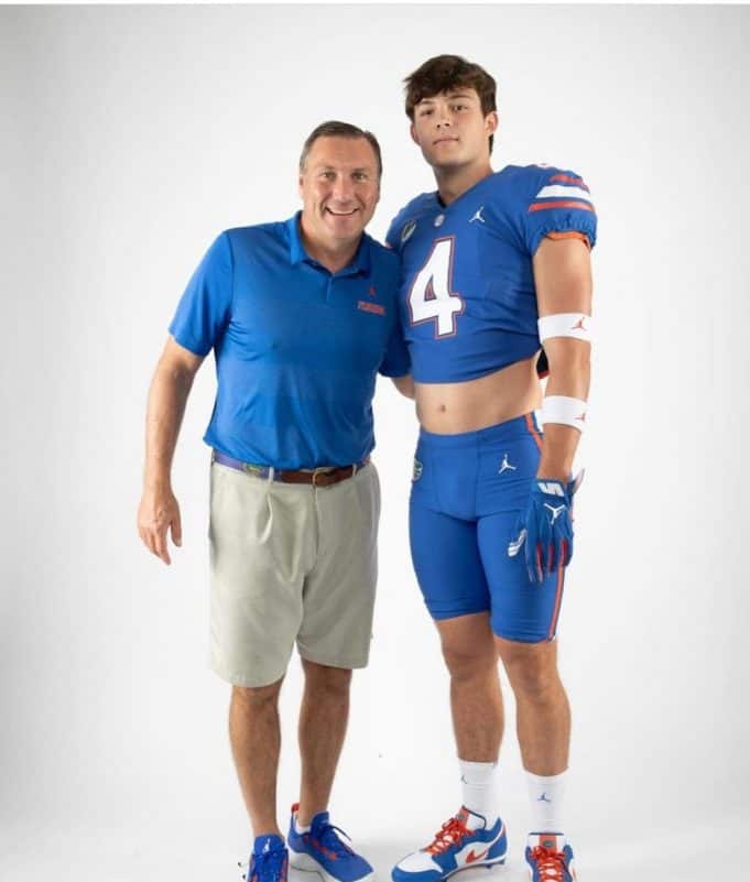 Tight end Oscar Delp with Dan Mullen during his Florida Gators official visit-814x958