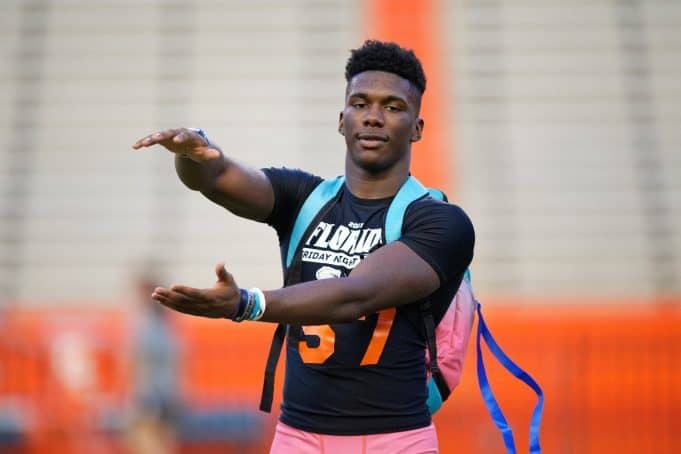 Florida Gators linebacker commit Shemar James at FNL-1280x960