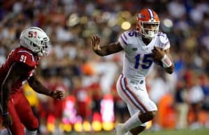 Florida Gators quarterback Anthony Richardson runs against FAU- 1280x1024